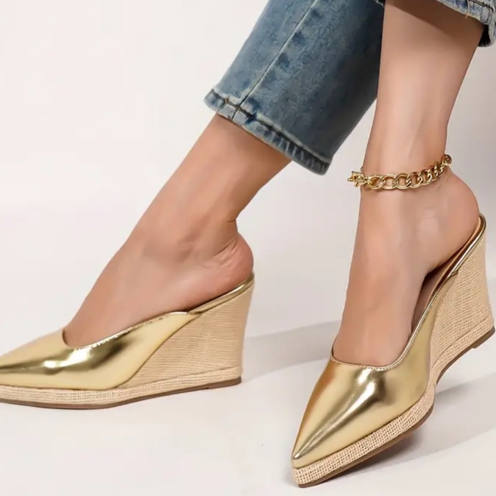 NEW Gold Pointy Toe Wedge Slides - Picture 3 of 4